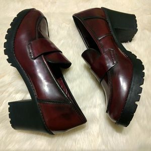 Bamboo burgundy platform loafers